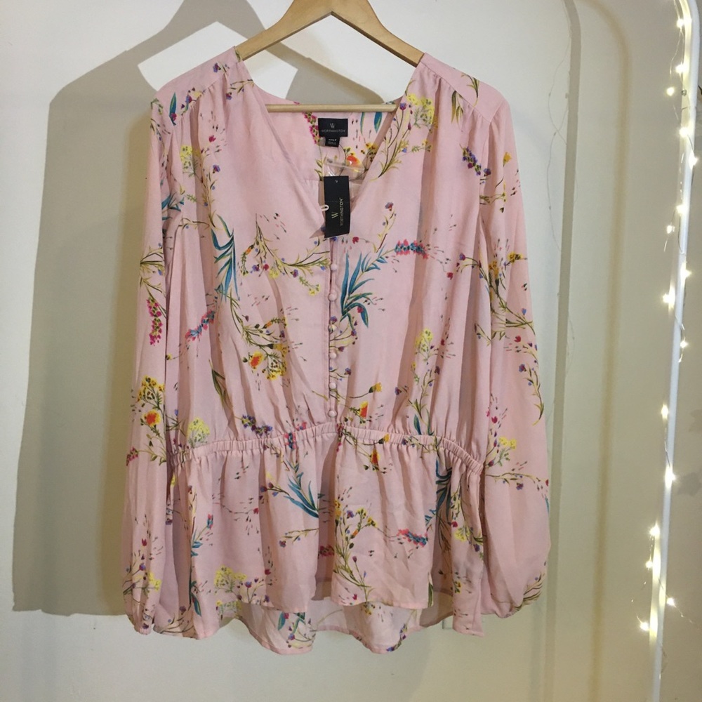 Lovely Worthington Spring Floral Blouse